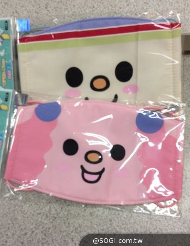 迎接2015跨年活動 7-ELEVEN門市準備作業 迎接2015跨年活動 7-ELEVEN門市準備作業