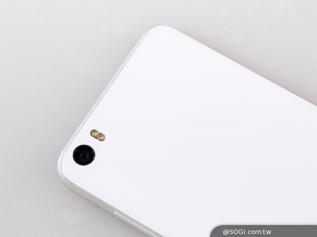 黑科技加持:小米5新旗舰开箱评测 黑科技加持:小米5新旗舰开箱评测