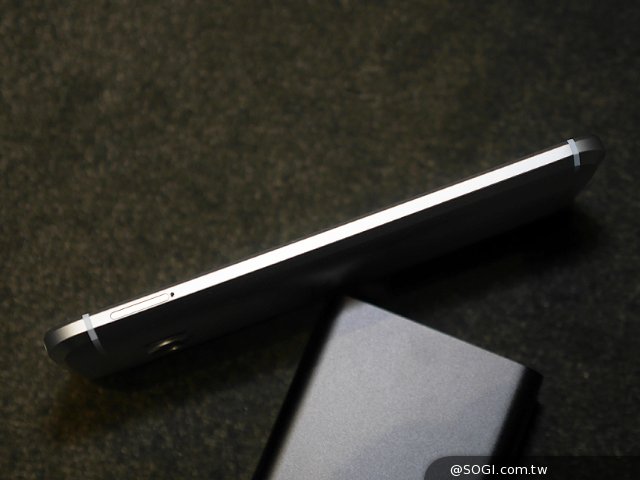 HTC 10高质感外型与效能抢先实测 HTC 10高质感外型与效能抢先实测