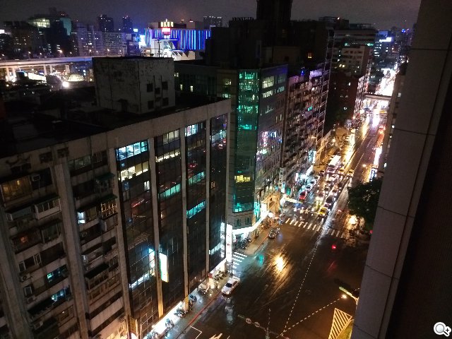 对比评测:HTC 10、M9、M9+极光版相机实拍PK 对比评测:HTC 10、M9、M9+极光版相机实拍PK