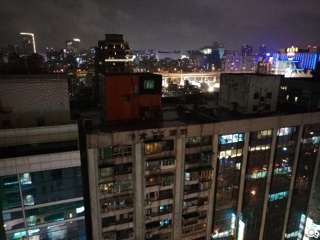 对比评测:HTC 10、M9、M9+极光版相机实拍PK 对比评测:HTC 10、M9、M9+极光版相机实拍PK