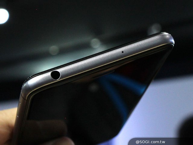 nubia Z11 mini发布 主打5寸小屏体验 nubia Z11 mini发布 主打5寸小屏体验