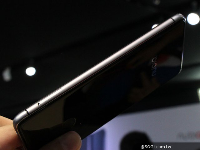 nubia Z11 mini发布 主打5寸小屏体验 nubia Z11 mini发布 主打5寸小屏体验