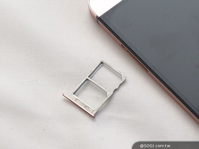 乐视2、2 Pro、Max2发布 首款Type-C音频接口手机 乐视2、2 Pro、Max2发布 首款Type-C音频接口手机