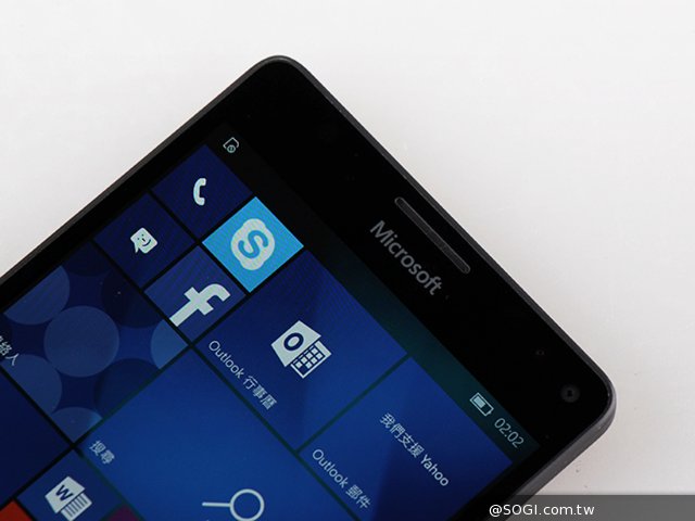 Win10手机销售退步46% 微软或向安卓iOS靠拢 Win10手机销售退步46% 微软或向安卓iOS靠拢
