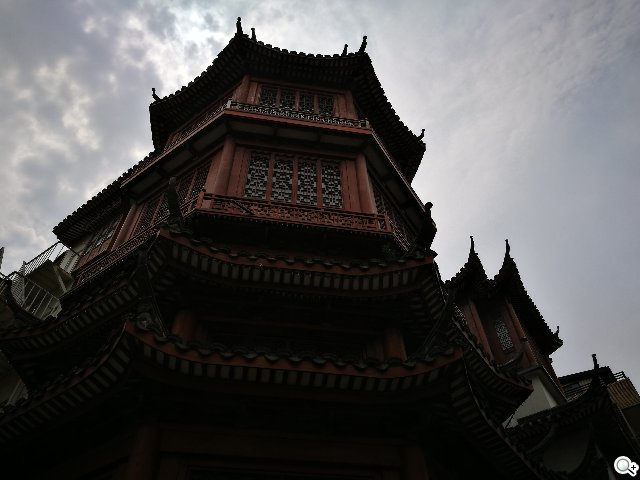 华为P9开箱评测:徕卡双镜头拍照实力超强 华为P9开箱评测:徕卡双镜头拍照实力超强