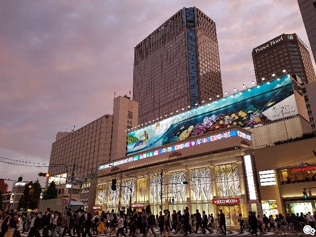 索尼X Performance上市前相机实测对比三星S7 索尼X Performance上市前相机实测对比三星S7