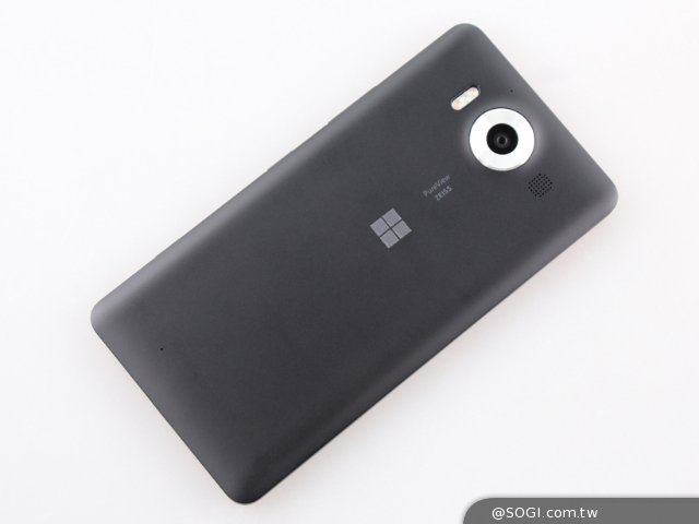Win10最强旗舰机 微软Lumia 950开箱评测 Win10最强旗舰机 微软Lumia 950开箱评测