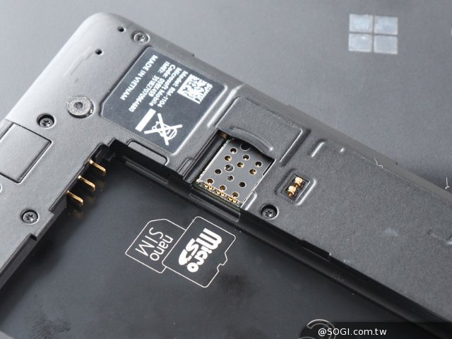 Win10最强旗舰机 微软Lumia 950开箱评测 Win10最强旗舰机 微软Lumia 950开箱评测