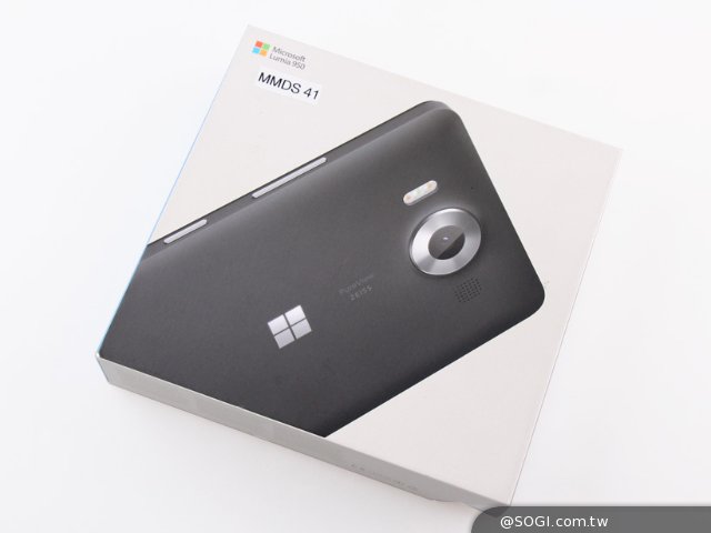 Win10最强旗舰机 微软Lumia 950开箱评测 Win10最强旗舰机 微软Lumia 950开箱评测