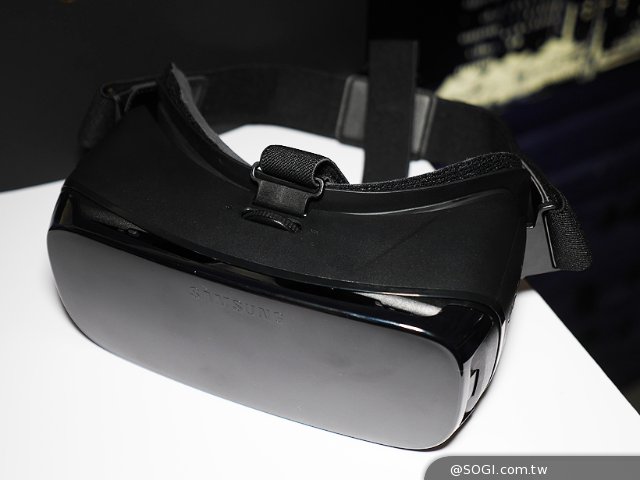三星GALAXY S7 edge蝙蝠侠限量款开箱图赏 三星GALAXY S7 edge蝙蝠侠限量款开箱图赏