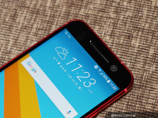艳丽十足:HTC 10夕光红真机图赏 艳丽十足:HTC 10夕光红真机图赏