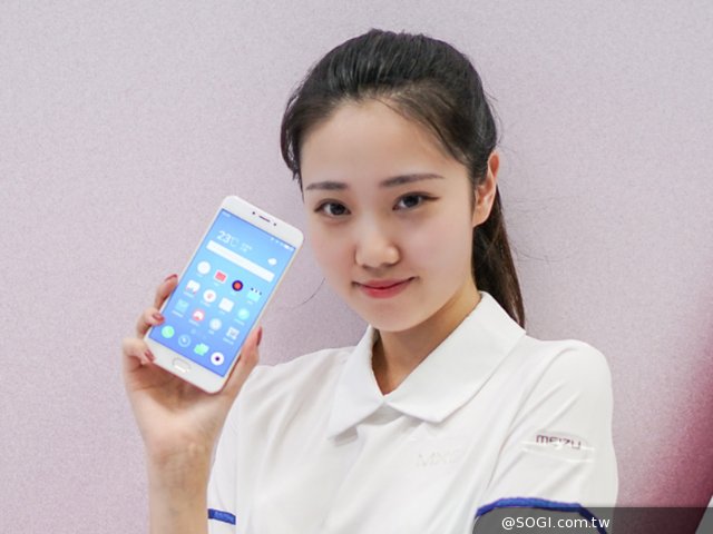 5.5寸魅族MX6旗舰发布 主打全金属、快充与拍照 5.5寸魅族MX6旗舰发布 主打全金属、快充与拍照